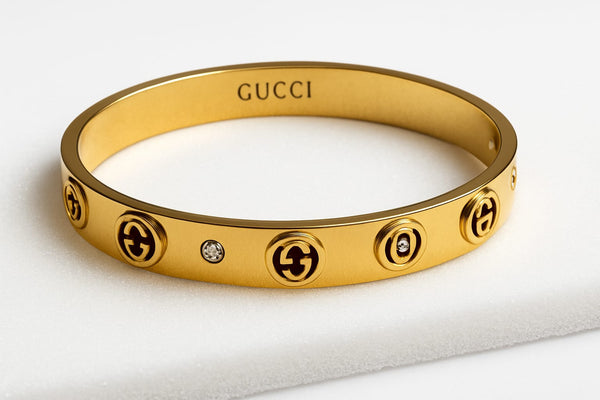 Gucci Signatured                                       (A-HC 1151)