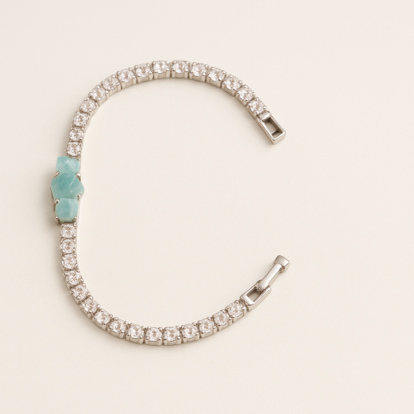 Royal Charm                                (A-FB 1180)